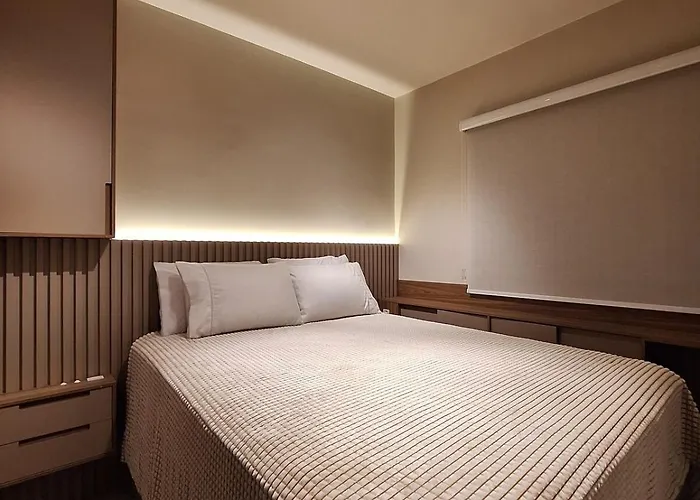 Apartment Go Carlos Gomes, 1 Premium Bedroom, 12th Floor *
